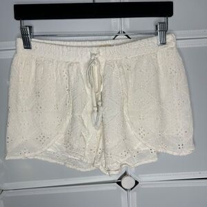 Hollister Eyelet Lace Petal Shorts Size XS
